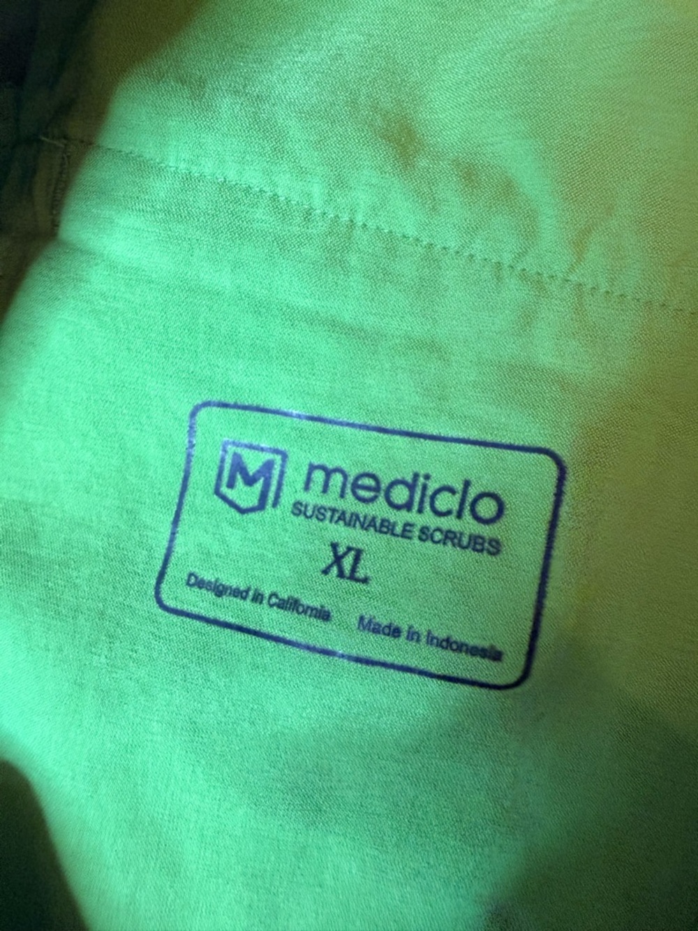 Mediclo Scrub Set XL Green Sustainable V-Neck Top Jogger Pants Stretch Tencel - Picture 13 of 17